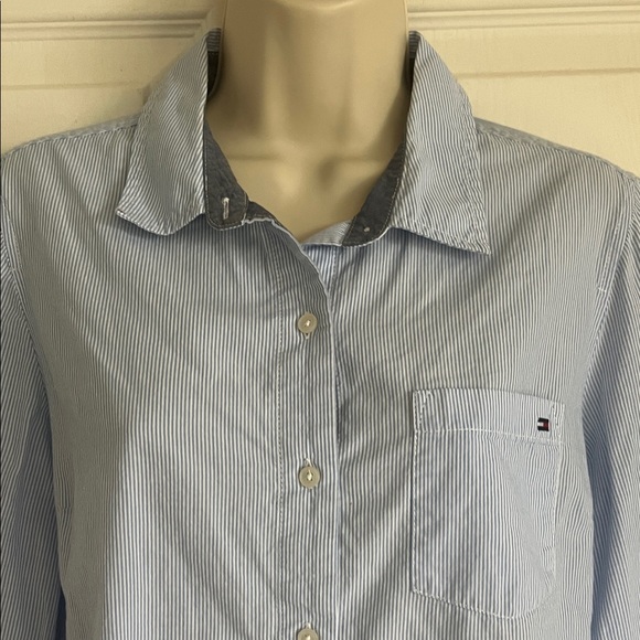 Tommy Hilfiger Light Blue Button-Down Shirt - Picture 3 of 12